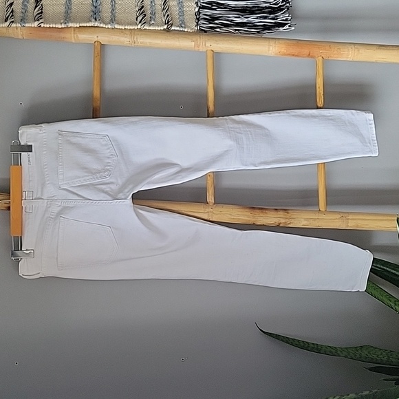 Current / Elliott The High Waist Stiletto White Distressed Jeans - Picture 2 of 8